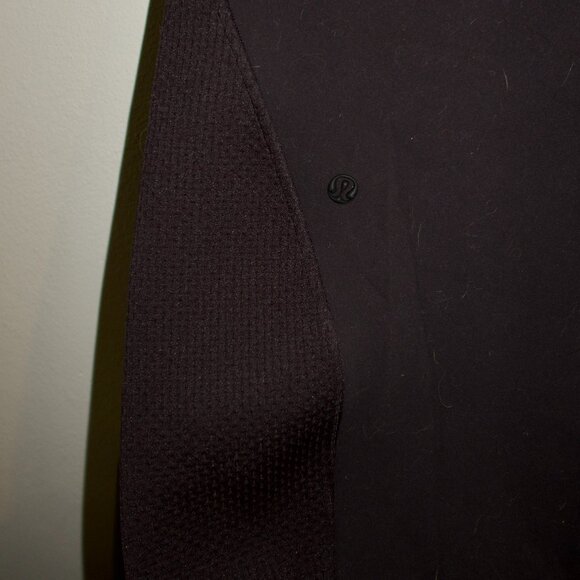 Lululemon Mixed Fabric Relaxed Fit Tapered High-Rise Pant - Picture 5 of 5